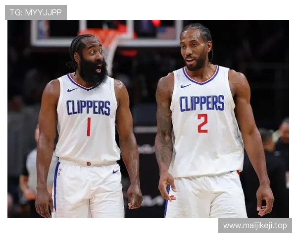 快船爆冷小卡伤退威少再三双